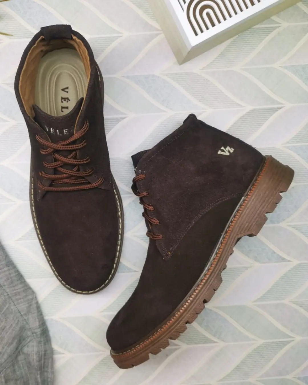 BOTIN VELEZ CUERO GENUINO CARNAZA + CAJA