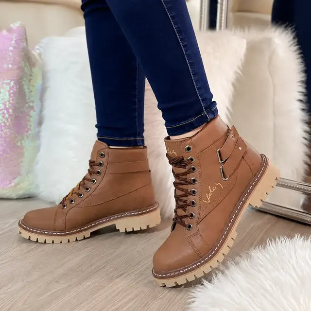 BOTA VÉLEZ DOBLE CORREA + CAJA